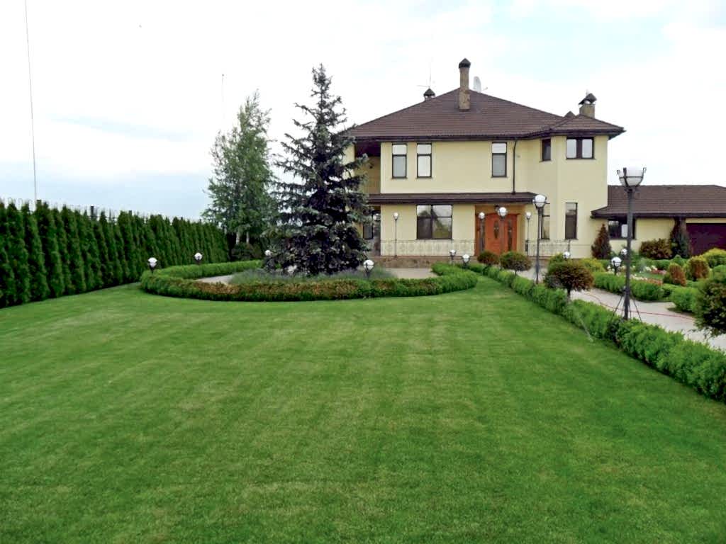 planirovka-doma-7.jpg низкорослый газон для дома